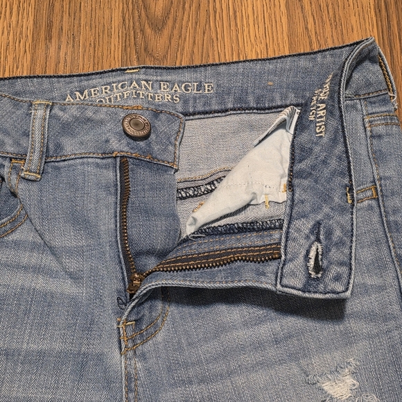 American Eagle Hi Rise Artist Jeans 6R Distressed Flare Stretch Blue Denim E70 - Picture 5 of 11